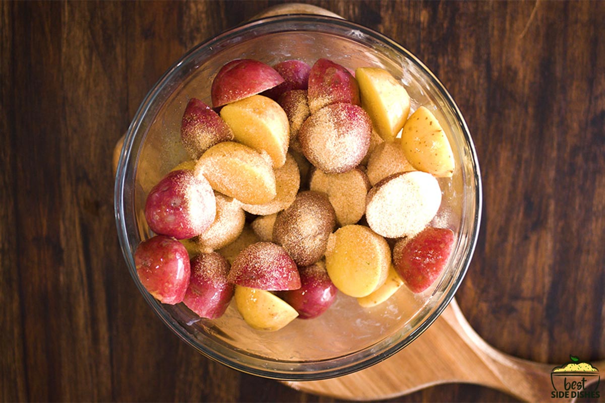 seasoned potatoes in a bowl